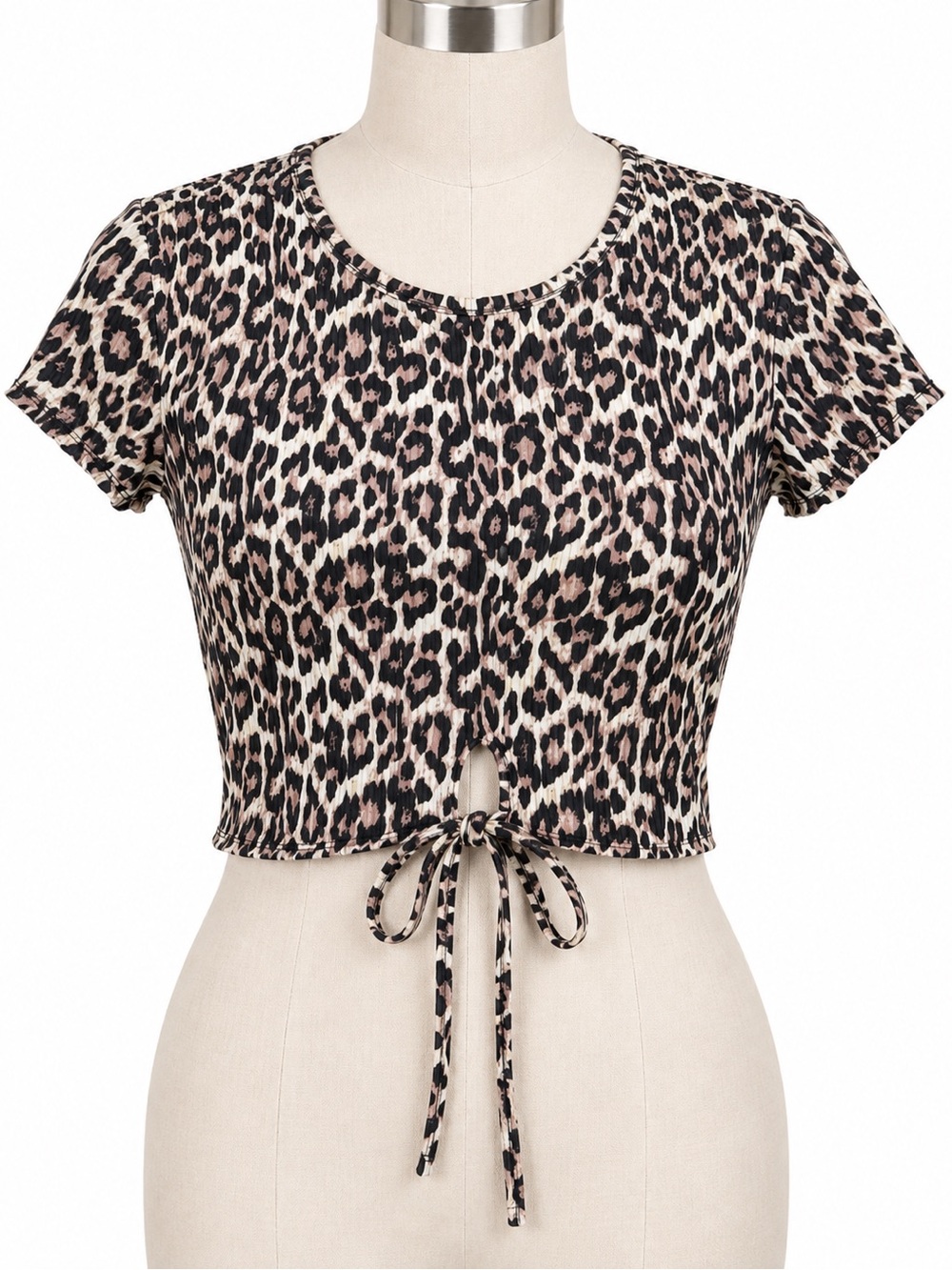 Just Polly Leopard Print Tie Front Crop Top EUC